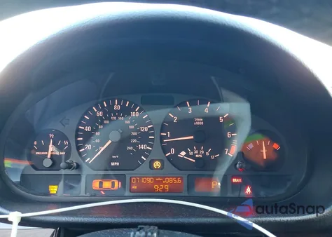 2005 BMW 325 Ci z USA, uszkodzony, nr VIN WBABW33405PL38131